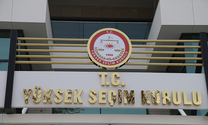 YSK, CHP ve AKP’nin mühür başvurusunu kabul etti