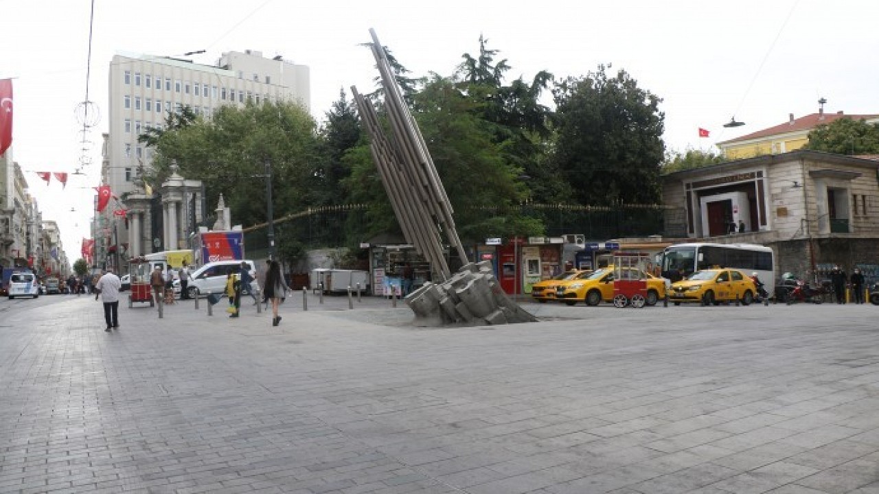 Galatasaray Meydanı özgürleşti,polis ablukası kaldırıldı