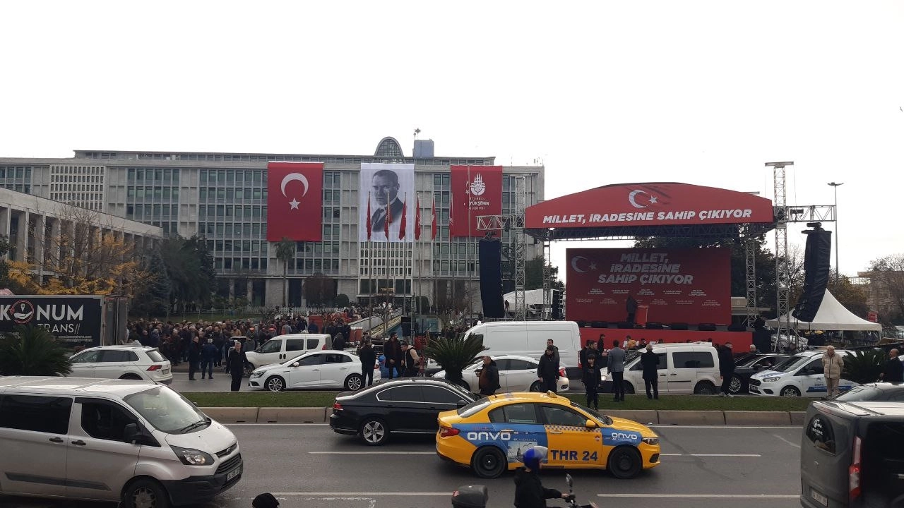 İstanbullular bugün de Saraçhane’de toplanacak